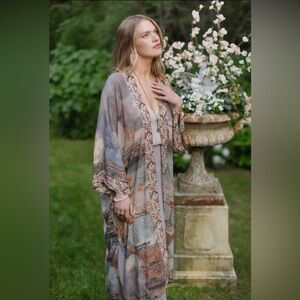 ⭐️Market of Stars⭐️ Imaginarium Full-Length Opera Boho Robe Kimono Vintage Art